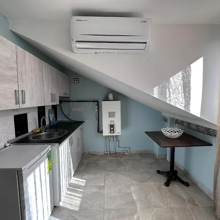 Stone * Provincia di Istanbul